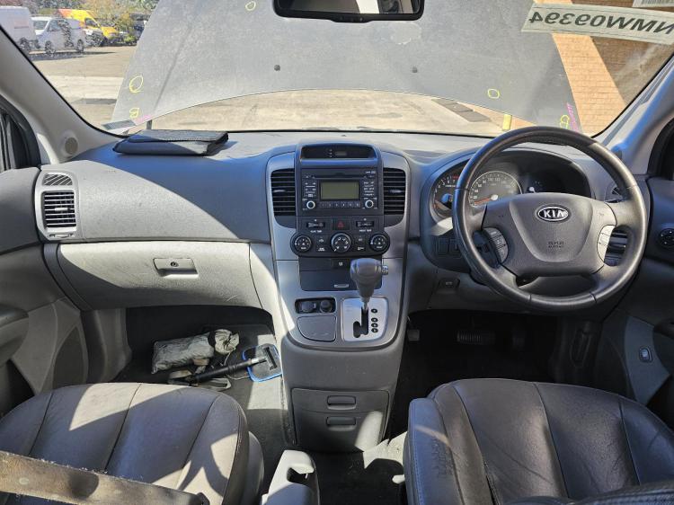 kia Carnival GBB8J46 SLI Jul 2010 Parts & Wrecking