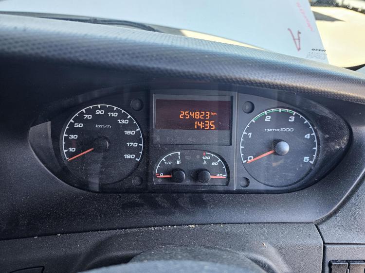 iveco Daily 5TH GEN LOW ROOF 35S Nov 2014 Parts & Wrecking