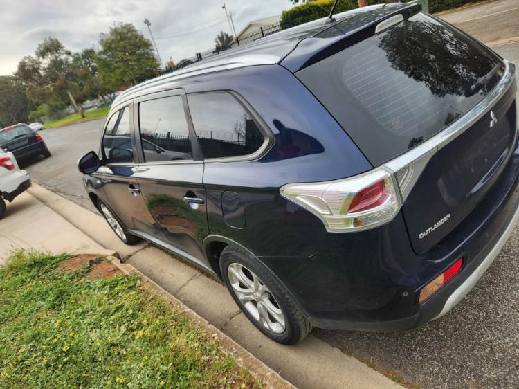 mitsubishi Outlander OUTLANDER 2015 Parts & Wrecking