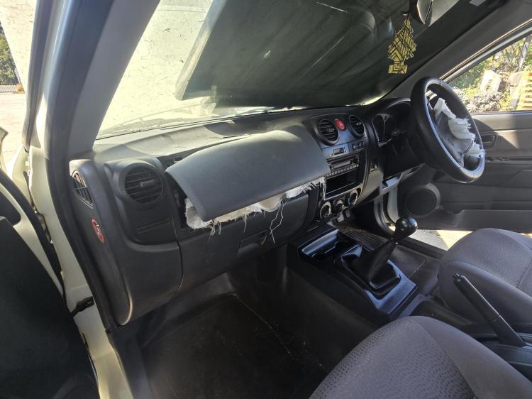 isuzu D Max RA SX May 2012 Parts & Wrecking