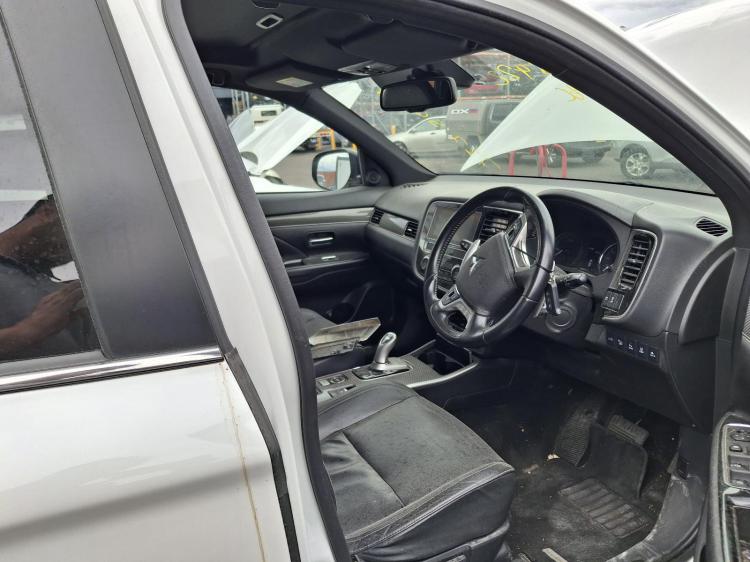 mitsubishi Outlander ZL Aug 2019 Parts & Wrecking