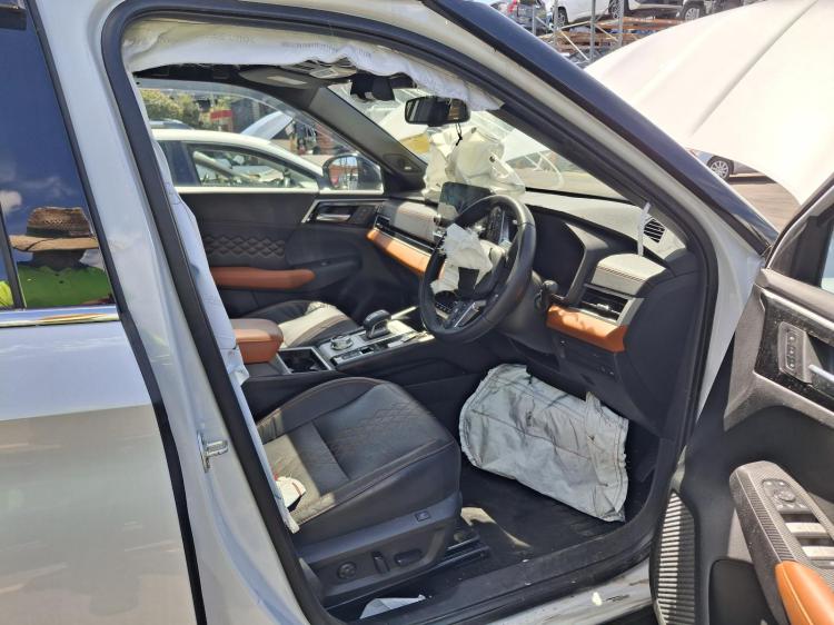 mitsubishi Outlander ZM Apr 2022 Parts & Wrecking
