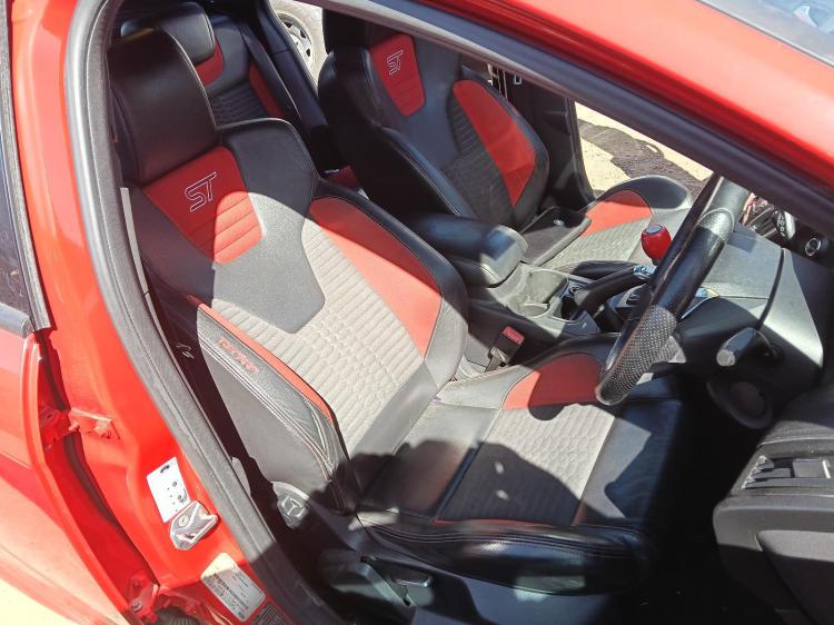 ford Focus LW 2013 Parts & Wrecking