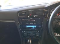 2018 Volkswagen Golf image 6