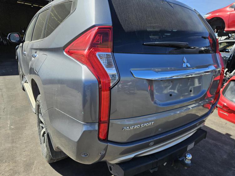 mitsubishi Pajero Sport QE Jul 2017 Parts & Wrecking
