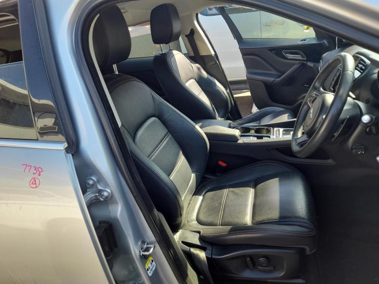 jaguar F Pace 2.0DT AUTO 8SPD AWD 20D PRESTIGE Jan 2017 Parts & Wrecking