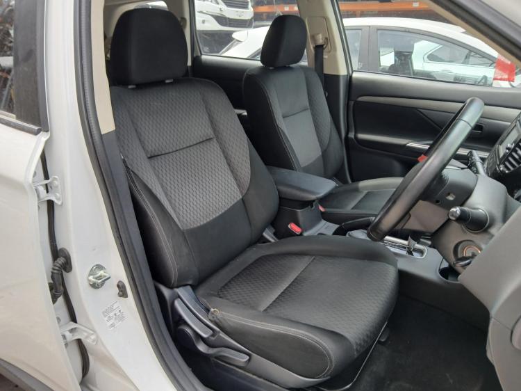 mitsubishi Outlander ZJ 2014 Parts & Wrecking