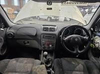 2001 Alfa Romeo 147 2.0I 5DR HATCH AR32310 5SPD MAN FWD 16V TWIN SPARK image 6