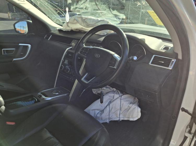 landrover Discovery Sport Apr 2017 Parts & Wrecking