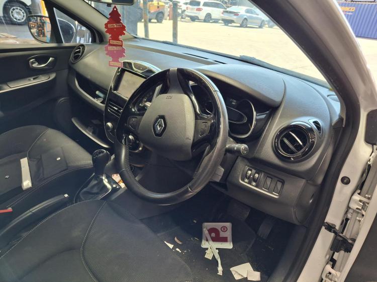 renault Clio Jun 2015 Parts & Wrecking