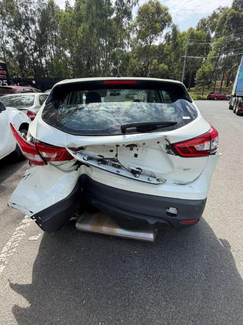 nissan Qashqai 2018 Parts & Wrecking
