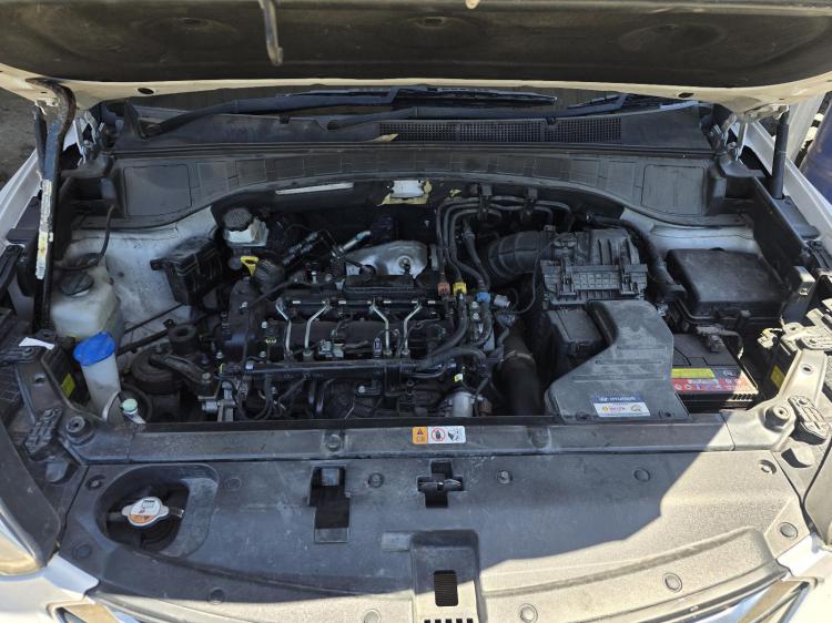 hyundai Santa Fe DM SR Mar 2015 Parts & Wrecking