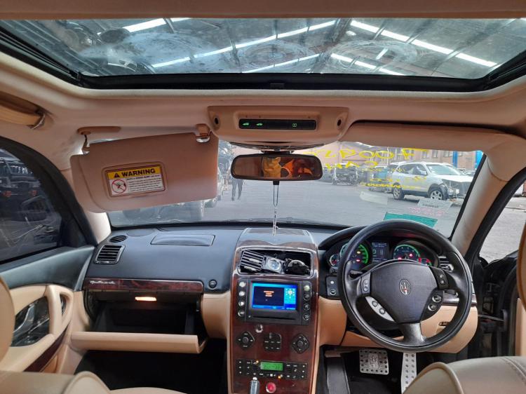 maserati Quattroporte 4.2L M138 AMT 6SPD RWD DRY SUMP - RED ROCKER COVER Apr 2006 Parts & Wrecking