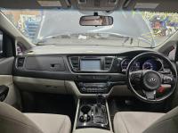2016 Kia Carnival 2.2DT D4HB AUTO 6SPD FWD SI image 6