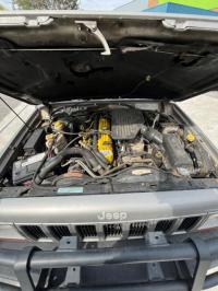 2000 Jeep Cherokee Classic Wagon XJ image 6