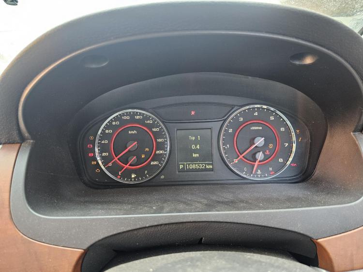 ldv G10 WAGON 2.0T 20L4E AUTO 6SPD RWD SV7A 9SEAT Sep 2015 Parts & Wrecking