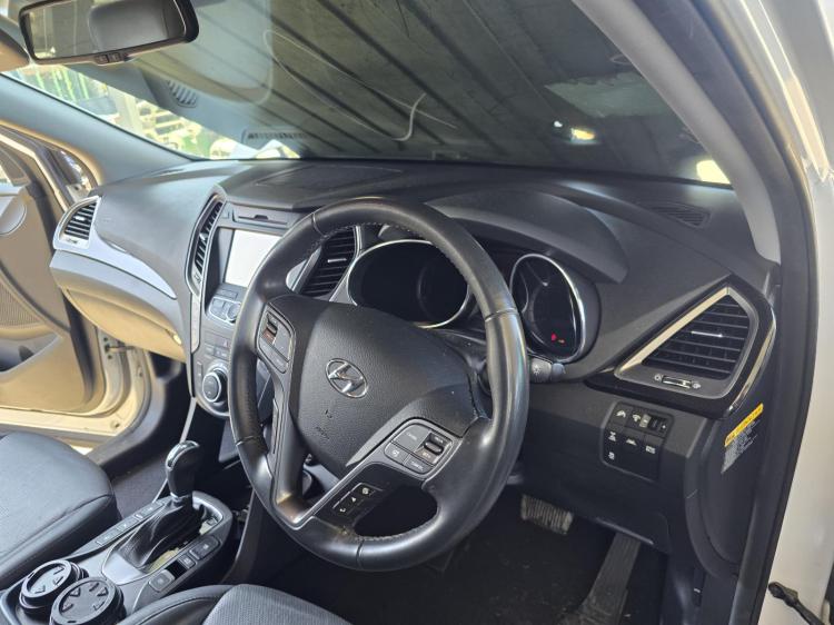 hyundai Santa Fe DM HIGHLANDER Dec 2014 Parts & Wrecking