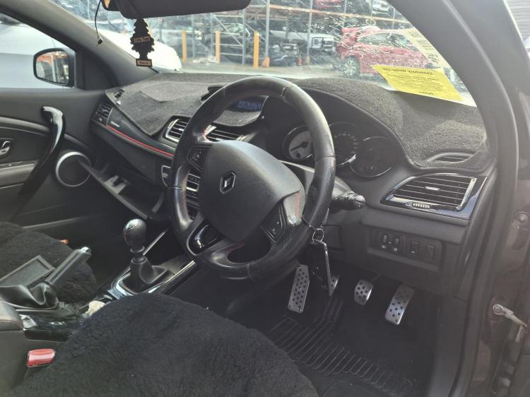 renault Megane Aug 2012 Parts & Wrecking