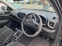 2023 Hyundai Venue QX image 6