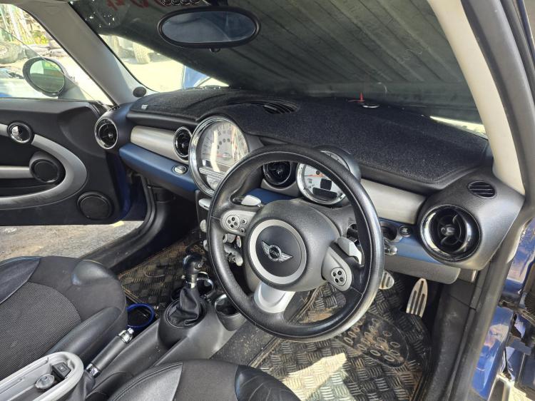 mini Cooper R55 CLUBMAN Nov 2007 Parts & Wrecking