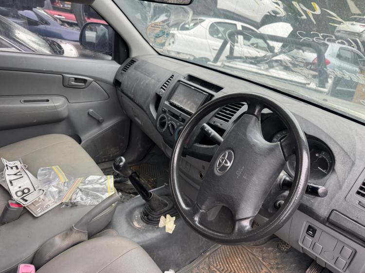 toyota Hilux 2006 Parts & Wrecking