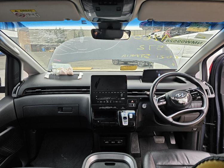 hyundai Staria 2.2DT D4HB 8 SPD AUTO AWD 8 SEATER WAGON ELITE Sep 2022 Parts & Wrecking