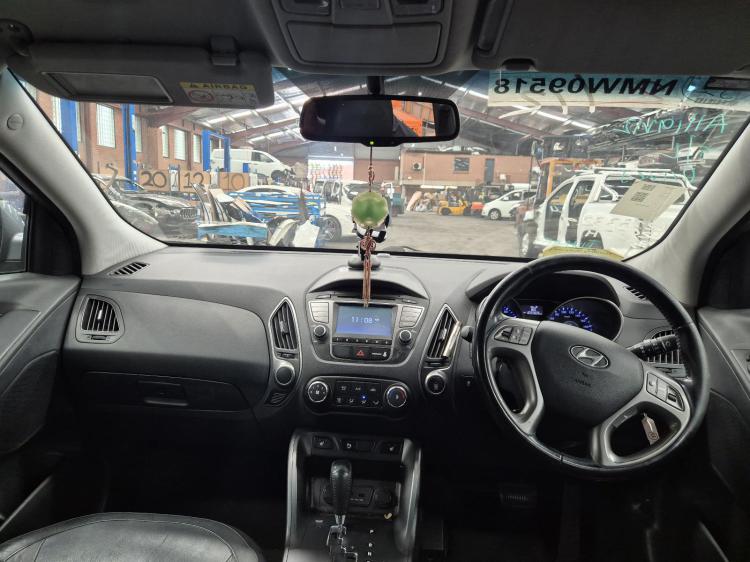 hyundai Ix35 2.0L G4NC AUTO 6SPD FWD SE Apr 2014 Parts & Wrecking