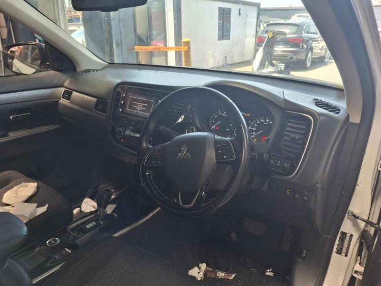 mitsubishi Outlander ZL Mar 2018 Parts & Wrecking