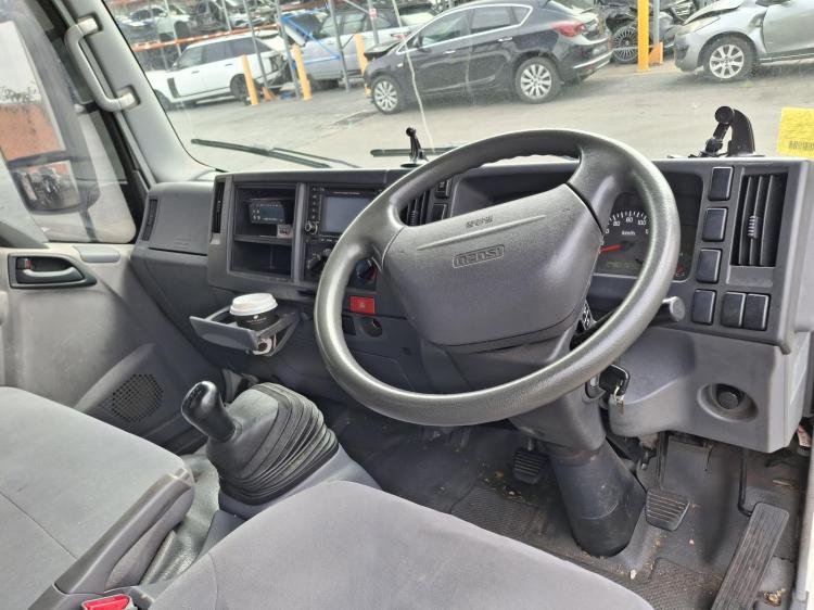 isuzu N Series Dec 2009 Parts & Wrecking