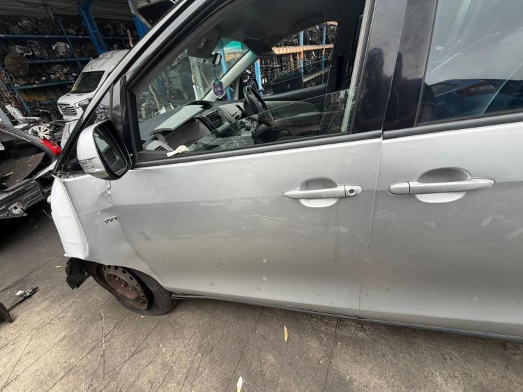 toyota Tarago 2006 Parts & Wrecking