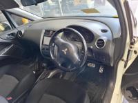 2012 Mitsubishi Colt RG image 6