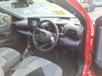 2022 Toyota Yaris image 6