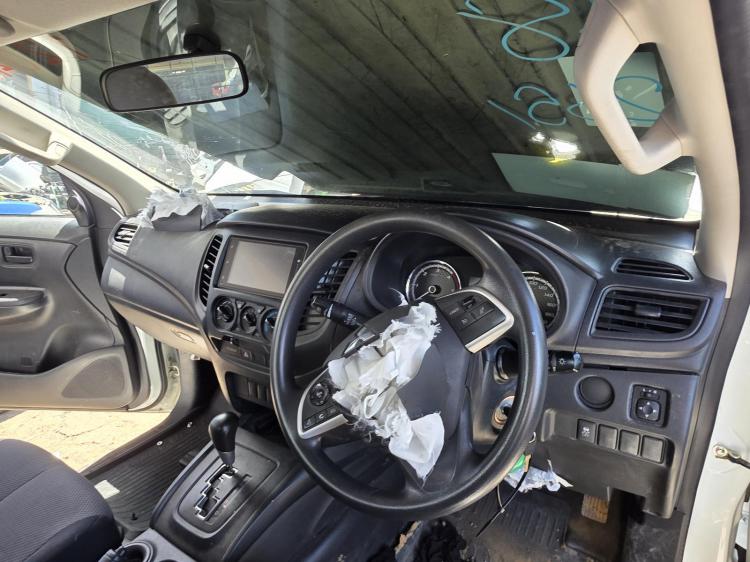 mitsubishi Triton MR GLX Jul 2022 Parts & Wrecking