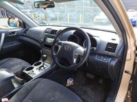 2011 Toyota Kluger GSU45R image 6