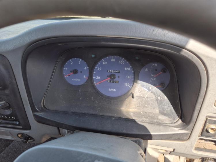 kia K2700 TU 2.7DT MAN 6 SPD RWD SOLID CAB TYPE May 2004 Parts & Wrecking