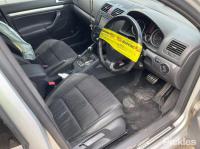 2009 Volkswagen Golf GTI PIRELLI EDITION image 6