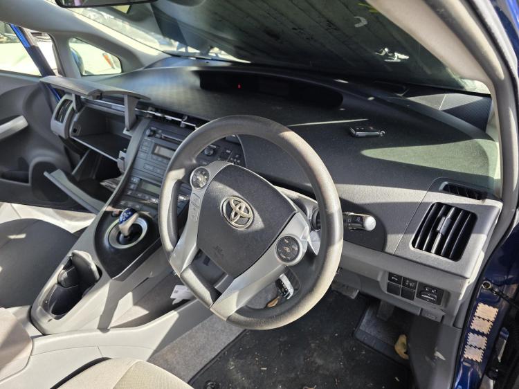 toyota Prius ZVW30R HATCH Oct 2011 Parts & Wrecking