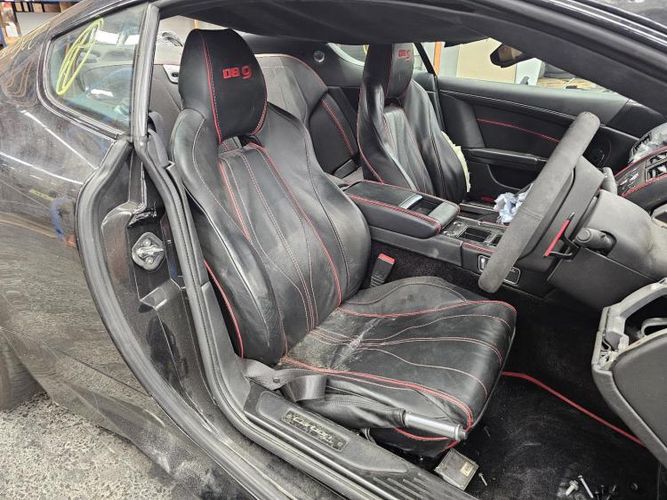 aston martin Db9 5.9L V12 AUTO 6SPD RWD CARBON BLACK SPORTS EDITION Jan 2015 Parts & Wrecking