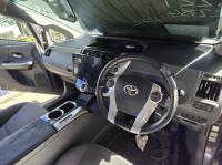 2014 Toyota Prius ZVW40R WAGON image 6