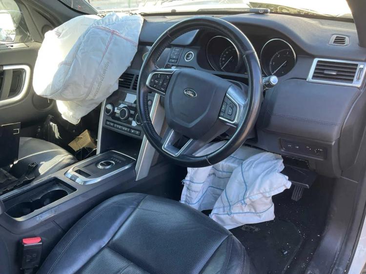 land rover Discovery 2017 Parts & Wrecking