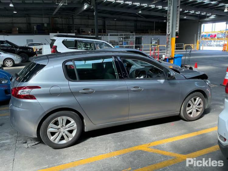 peugeot 308 2017 Parts & Wrecking