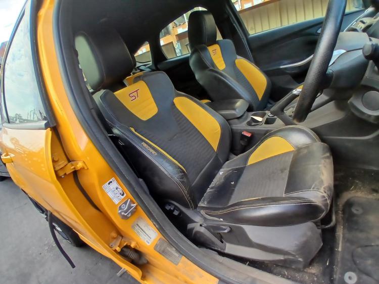 ford Focus LW 2014 Parts & Wrecking