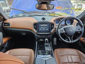 2017 Maserati Ghibli 3.0TT M156D AUTO 8SPD RWD image 6