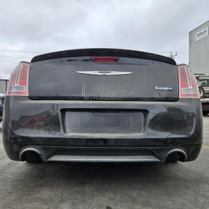 2013 Chrysler 300c LX image 6