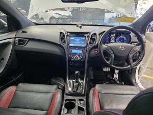 2016 Hyundai I30 GD 2.0L G4NC AUTO 6SPD FWD SR PREMIUM image 6