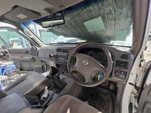 2012 Nissan Patrol GU DX image 6