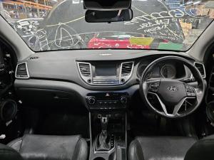 2017 Hyundai Tucson 2.0L G4NC AUTO 6SPD FWD ACTIVE X image 6