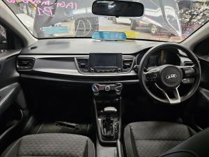 2017 Kia Rio 1.4L G4LC AUTO 4SPD FWD S YB image 6