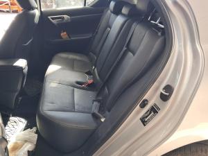 2012 Lexus Ct200h ZWA10 image 6