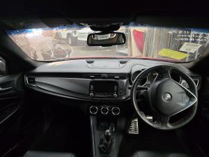 2016 Alfa Romeo Giulietta 1.7L 940B2000 (ALLOY BLOCK) AUTO 6SPD FWD VELOCE image 6